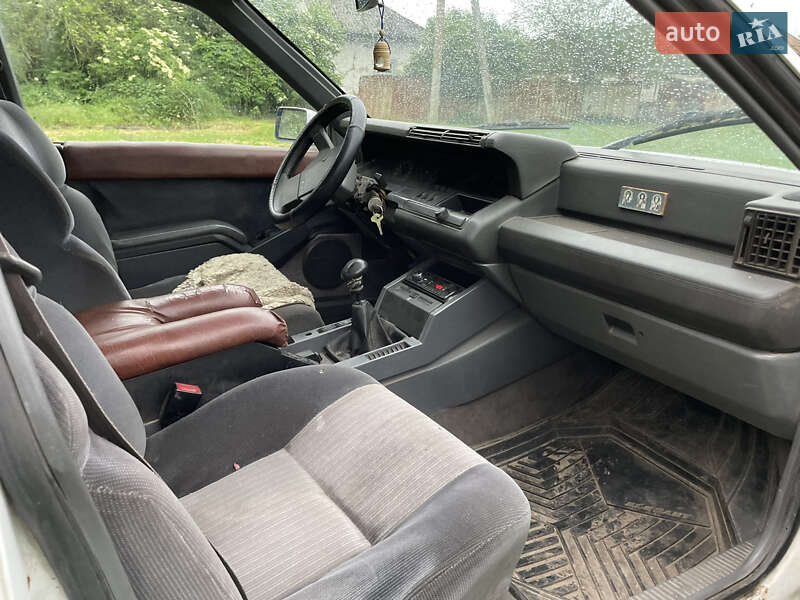 Хэтчбек Renault 25 1991 в Прилуках