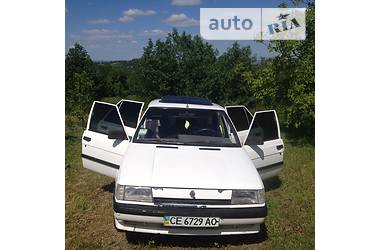 Седан Renault 9 1988 в Черновцах