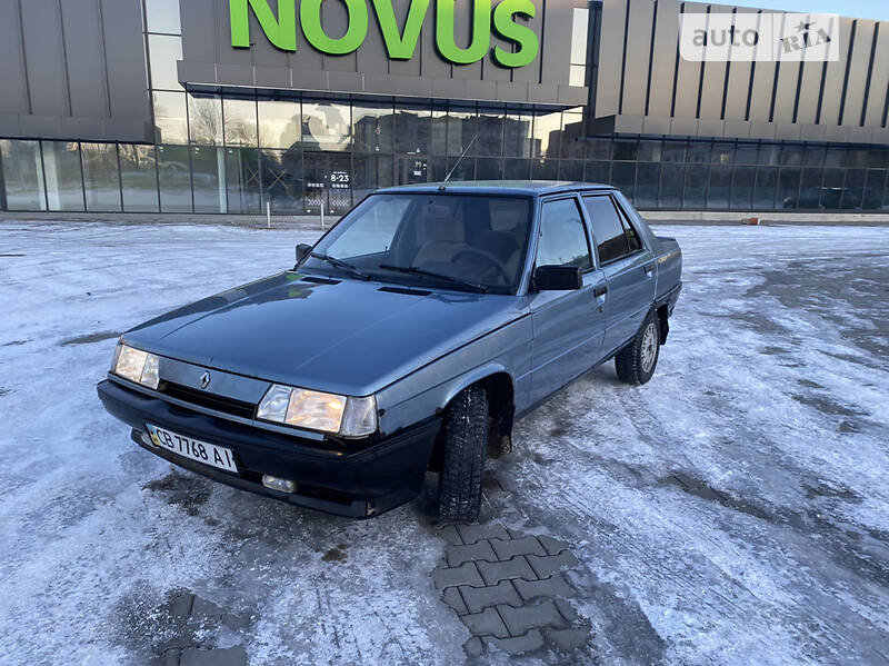 Renault 9