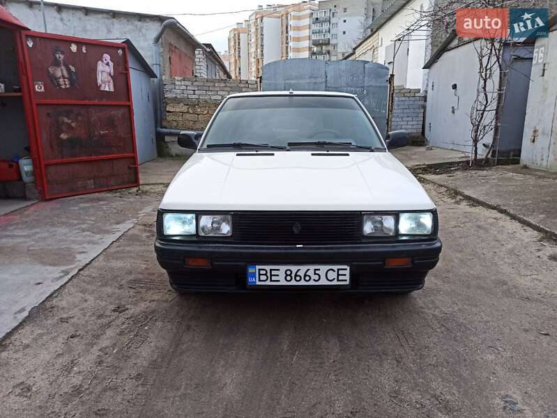 Седан Renault 9 1986 в Николаеве