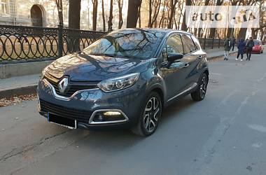 Внедорожник / Кроссовер Renault Captur 2016 в Киеве