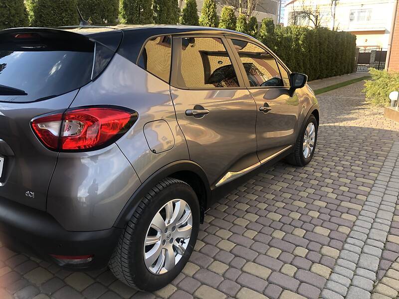 Універсал Renault Captur 2015 в Кам'янець-Подільському фото 4 Універсал Renault Captur 2015 в Кам'янець-Подільському