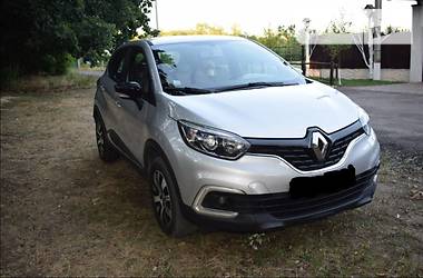 Позашляховик / Кросовер Renault Captur 2017 в Дніпрі