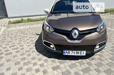 Позашляховик / Кросовер Renault Captur 2015 в Івано-Франківську