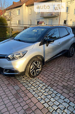 Позашляховик / Кросовер Renault Captur 2014 в 