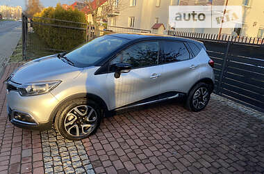 Позашляховик / Кросовер Renault Captur 2014 в 