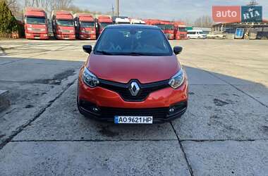 Позашляховик / Кросовер Renault Captur 2016 в Ужгороді