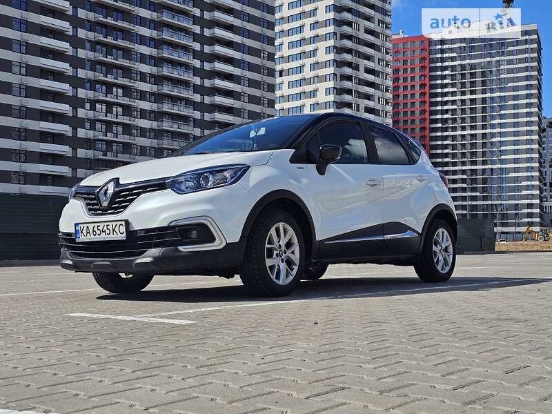 Позашляховик / Кросовер Renault Captur 2018 в 