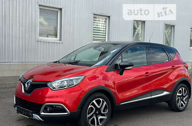 Позашляховик / Кросовер Renault Captur 2016 в Ковелі