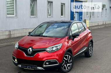 Позашляховик / Кросовер Renault Captur 2016 в Ковелі