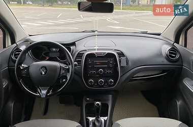 Внедорожник / Кроссовер Renault Captur 2015 в 