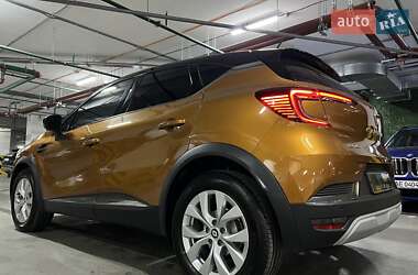 Позашляховик / Кросовер Renault Captur 2021 в Києві