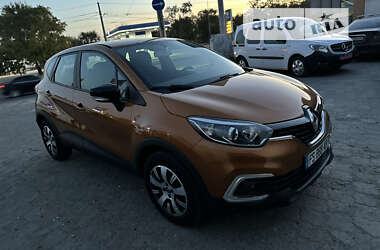 Позашляховик / Кросовер Renault Captur 2019 в Дніпрі