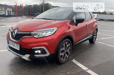 Внедорожник / Кроссовер Renault Captur 2018 в Киеве