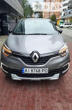 Внедорожник / Кроссовер Renault Captur 2019 в Киеве