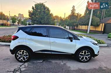 Внедорожник / Кроссовер Renault Captur 2019 в 