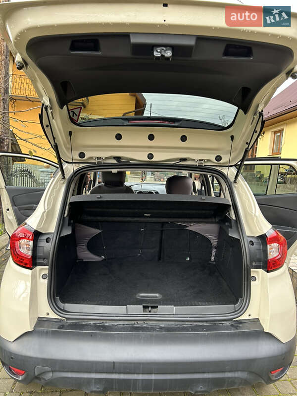 Позашляховик / Кросовер Renault Captur 2013 в Івано-Франківську фото 7 Позашляховик / Кросовер Renault Captur 2013 в Івано-Франківську