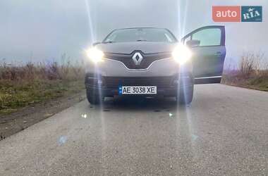 Внедорожник / Кроссовер Renault Captur 2016 в Днепре