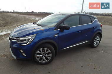 Внедорожник / Кроссовер Renault Captur 2021 в 
