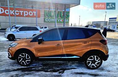 Позашляховик / Кросовер Renault Captur 2017 в Борисполі