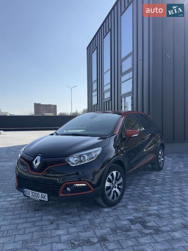 Внедорожник / Кроссовер Renault Captur 2016 в Каменец-Подольском