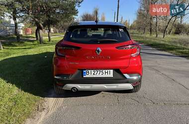 Внедорожник / Кроссовер Renault Captur 2021 в 