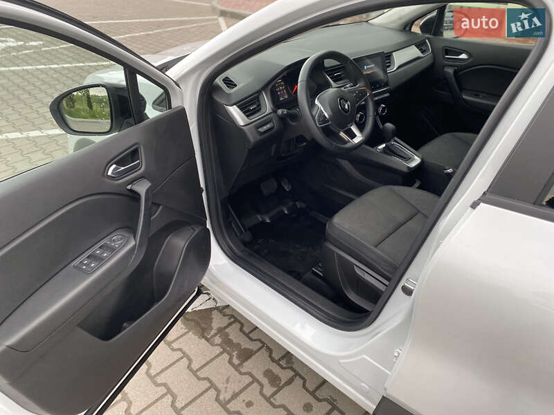Позашляховик / Кросовер Renault Captur 2021 в Чернівцях