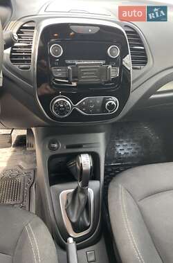 Внедорожник / Кроссовер Renault Captur 2019 в 