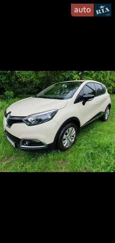 Внедорожник / Кроссовер Renault Captur 2016 в Киеве