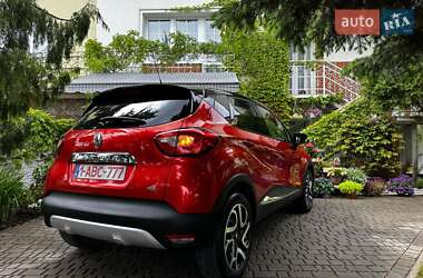 Внедорожник / Кроссовер Renault Captur 2016 в 