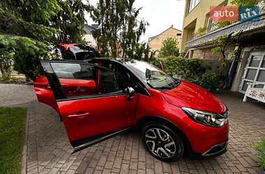 Внедорожник / Кроссовер Renault Captur 2016 в 