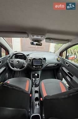 Позашляховик / Кросовер Renault Captur 2016 в 