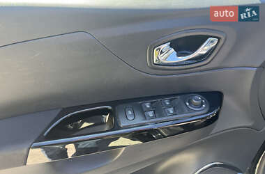 Внедорожник / Кроссовер Renault Captur 2014 в 
