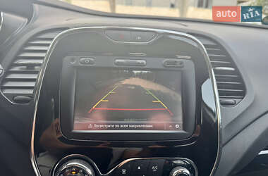 Внедорожник / Кроссовер Renault Captur 2016 в 