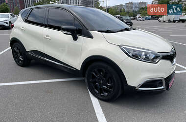 Внедорожник / Кроссовер Renault Captur 2015 в Киеве