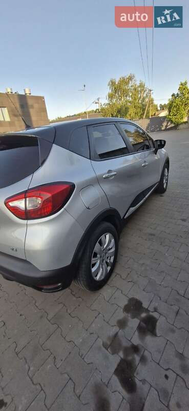 Внедорожник / Кроссовер Renault Captur 2014 в Калиновке фото 6 Внедорожник / Кроссовер Renault Captur 2014 в Калиновке