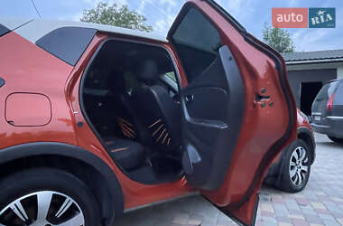Внедорожник / Кроссовер Renault Captur 2017 в 