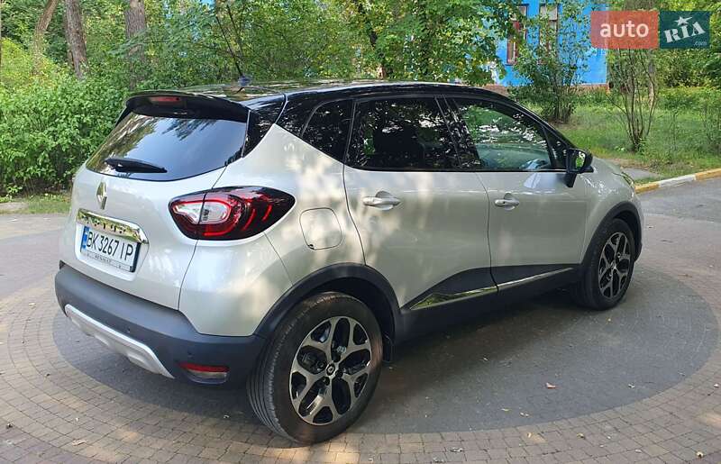Внедорожник / Кроссовер Renault Captur 2018 в Киеве