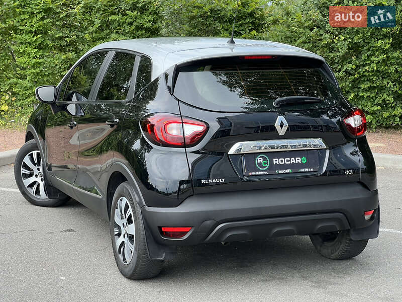 Внедорожник / Кроссовер Renault Captur 2019 в Киеве