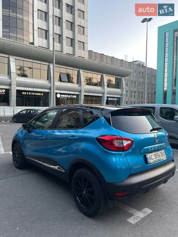 Внедорожник / Кроссовер Renault Captur 2015 в Львове