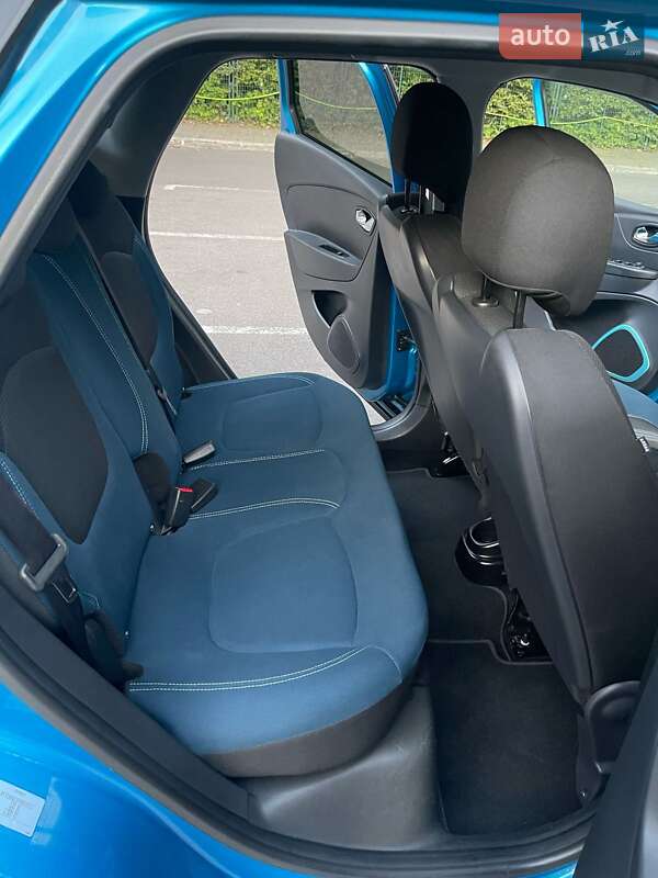 Внедорожник / Кроссовер Renault Captur 2015 в Львове