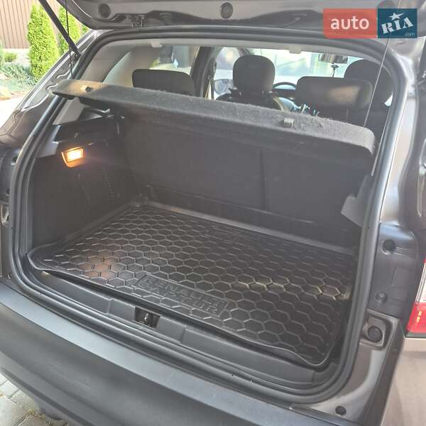 Позашляховик / Кросовер Renault Captur 2015 в Хмельницькому фото 10 Позашляховик / Кросовер Renault Captur 2015 в Хмельницькому