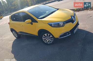 Внедорожник / Кроссовер Renault Captur 2014 в Киеве