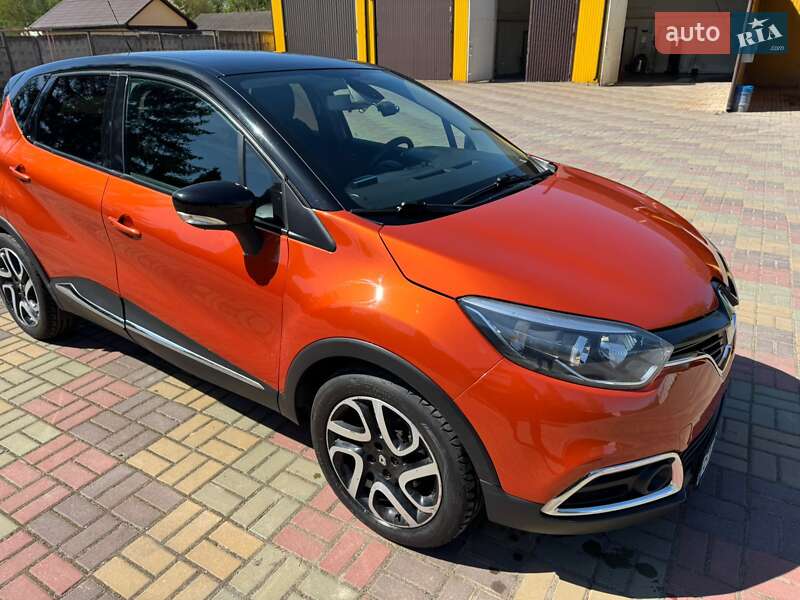 Внедорожник / Кроссовер Renault Captur 2014 в Киеве
