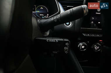 Внедорожник / Кроссовер Renault Captur 2020 в 