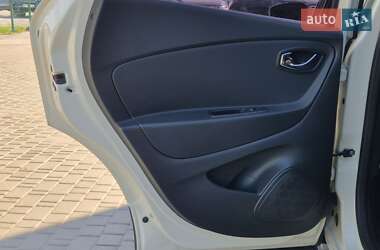 Внедорожник / Кроссовер Renault Captur 2015 в 