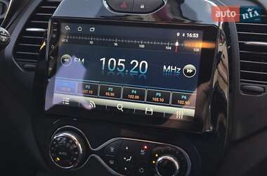 Внедорожник / Кроссовер Renault Captur 2015 в 