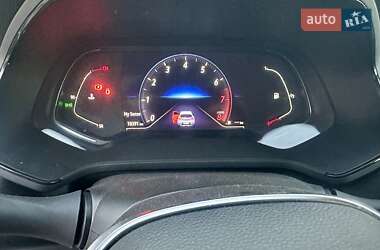 Внедорожник / Кроссовер Renault Captur 2023 в 