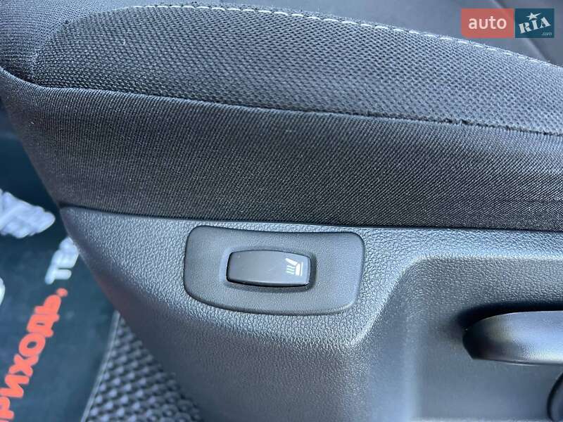 Внедорожник / Кроссовер Renault Captur 2017 в Хмельницком фото 15 Внедорожник / Кроссовер Renault Captur 2017 в Хмельницком