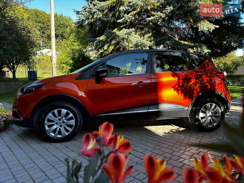 Внедорожник / Кроссовер Renault Captur 2016 в Львове